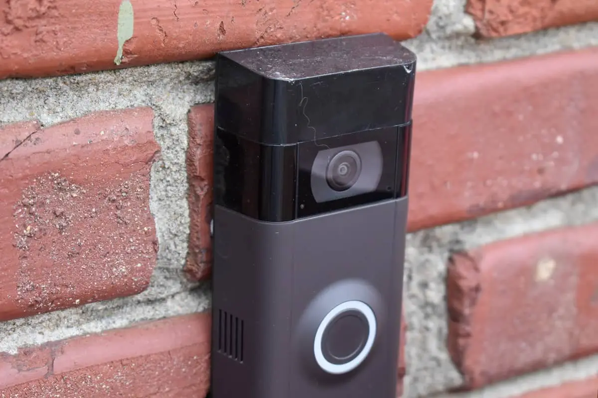 Can Video Doorbells Be Stolen - hitechhomeprotector.com